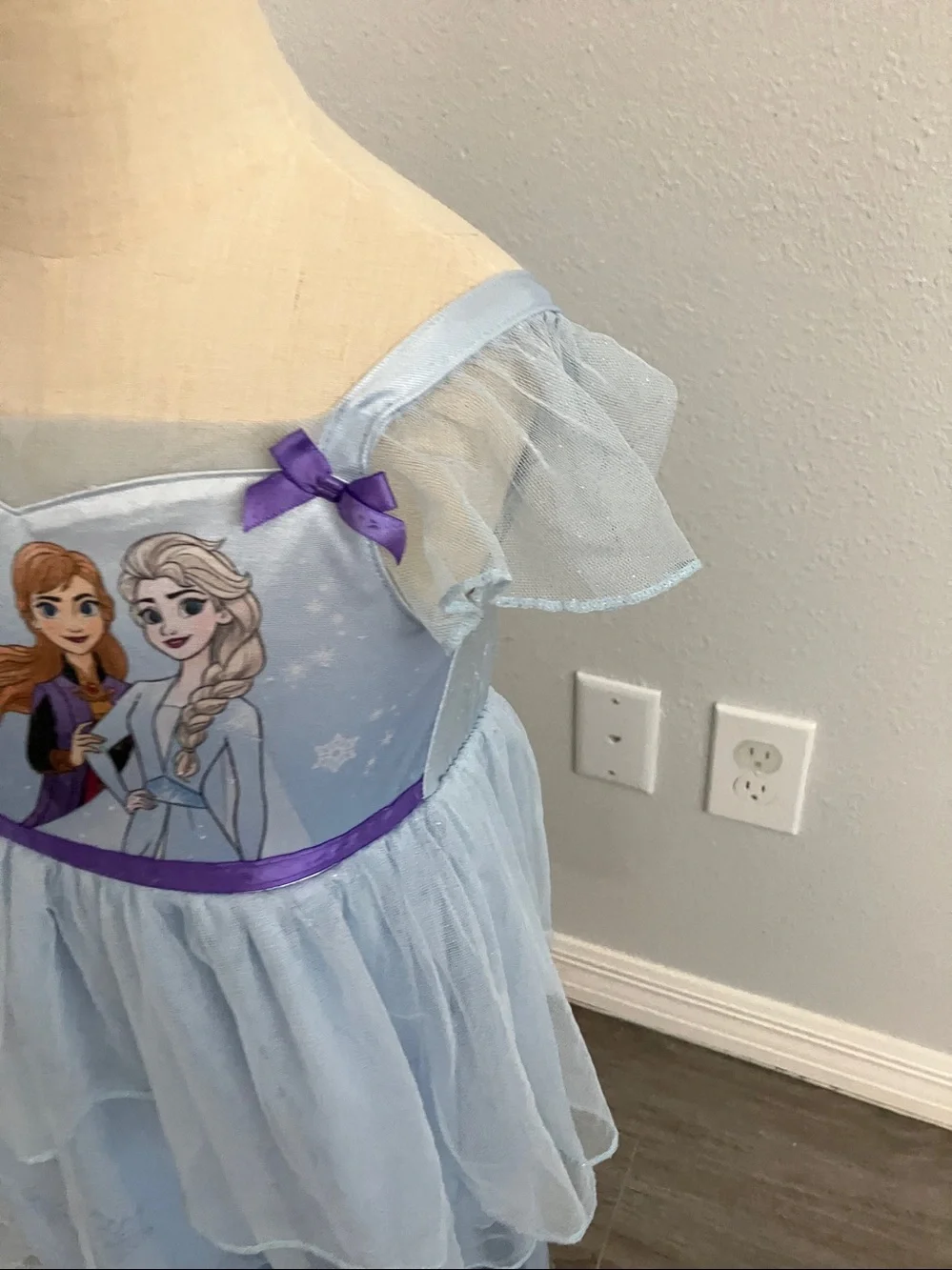 DISNEY Toddler Girls Frozen Elsa and Anna Nightgown | 4T - Picture 4 of 9